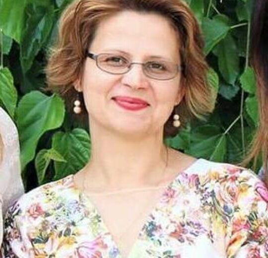 Lector univ. dr. Elena-Camelia BIHOLARU